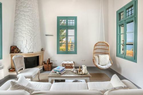 The Great Gatsby 6br Villa Overlooking Spetses Old Town
