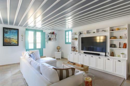 The Great Gatsby 6br Villa Overlooking Spetses Old Town