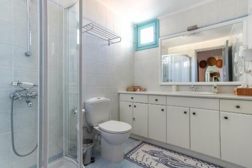 The Great Gatsby 6br Villa Overlooking Spetses Old Town