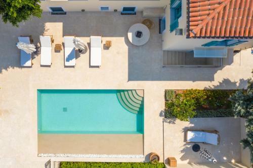 The Great Gatsby 6br Villa Overlooking Spetses Old Town
