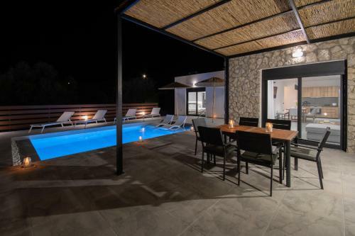 Terra Secreta Luxury Villas