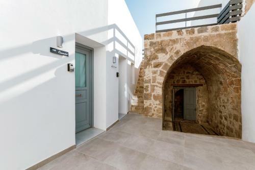 Lindos Calmare Suites