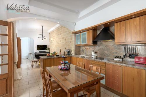 Panthea Valasia Boutique Villa