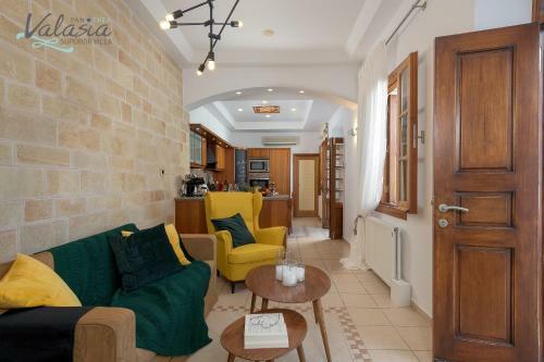 Panthea Valasia Boutique Villa
