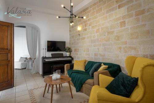 Panthea Valasia Boutique Villa