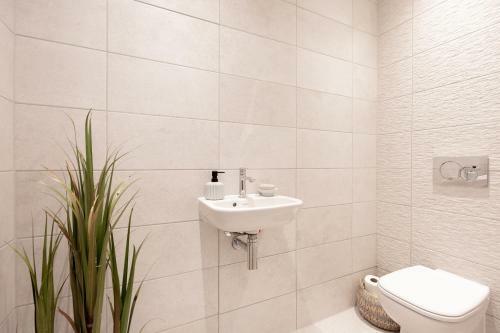 Ideal Home At Moseley Gardens In Fallowfield