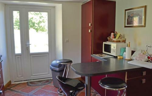 Holiday Home Pouzol