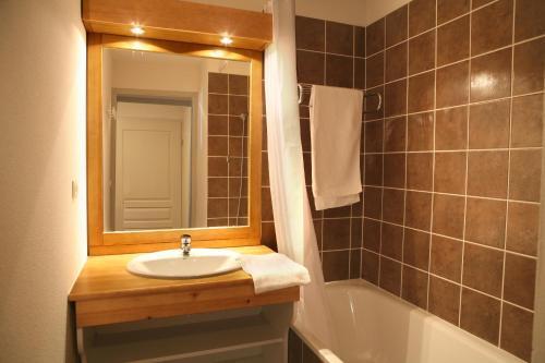 Aparthotel Hameau Des Aiguilles 4