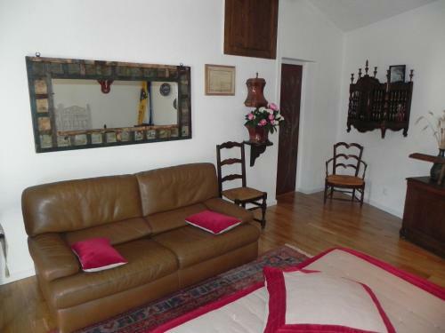 Hostal Ferme Des Entremains