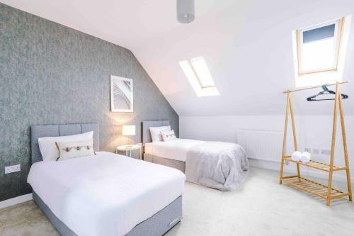 4 Bedroom House Manchester Hosted By Mcr Dens