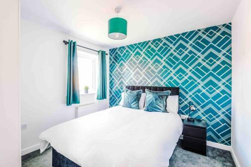 5 Bedroom House Manchester Hosted By Mcr Dens