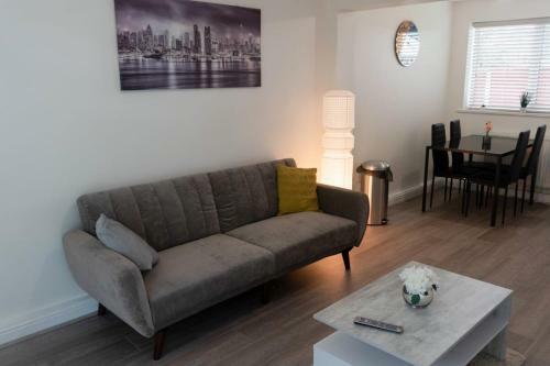 Gorgeous Ground Floor Apartment + Free Parking