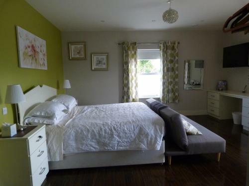 Bed & Breakfast Arvalee Retreat With Outdoor Hottub