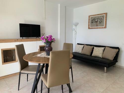 Apartamento Comodoro, En Frente Del Mar