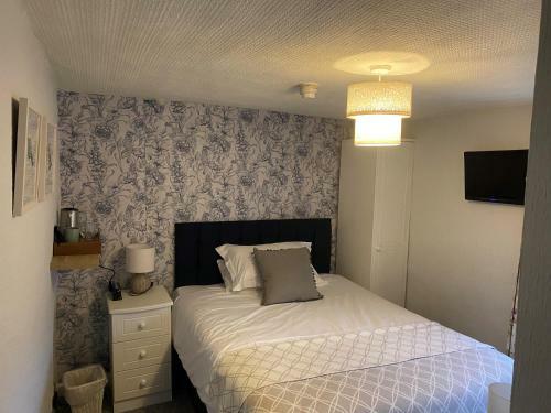 Talbot House Bed & Breakfast And Tearoom