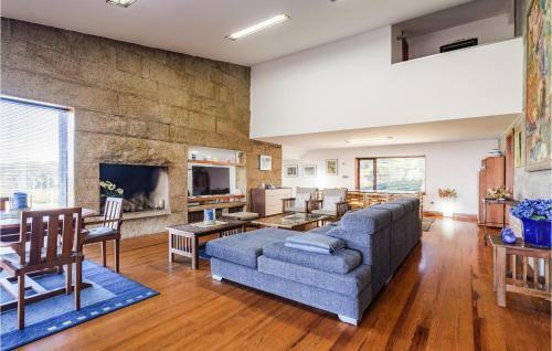 Nice Home In Noalla With Wifi And 3 Bedrooms