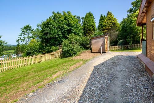The Lodge @ Caeaugwynion