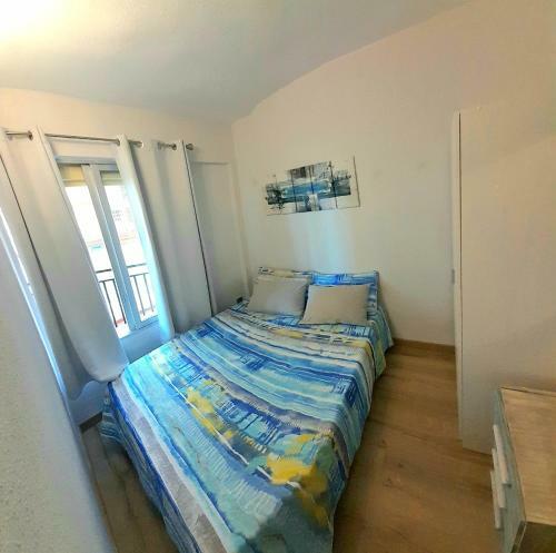 Apartamento Avda. Papa Luna 10, Les Doyes