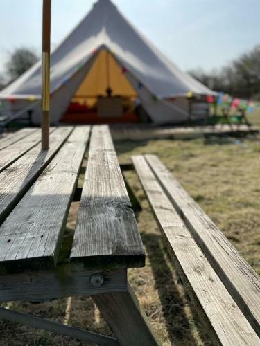 Wild Camping Lands
