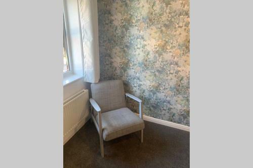 Silver Stag, Large 2 Bedroom Apartment With Designated Parking
