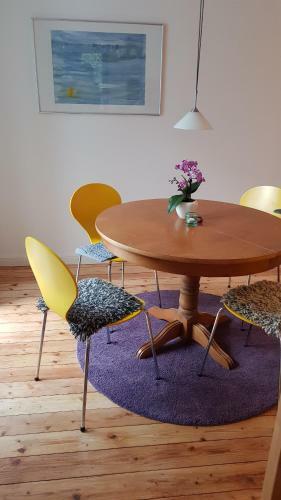Apartamento Zentrumnahe, Moderne Wohnung Mit Terrasse