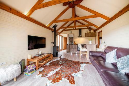 Wits End Log Cabin