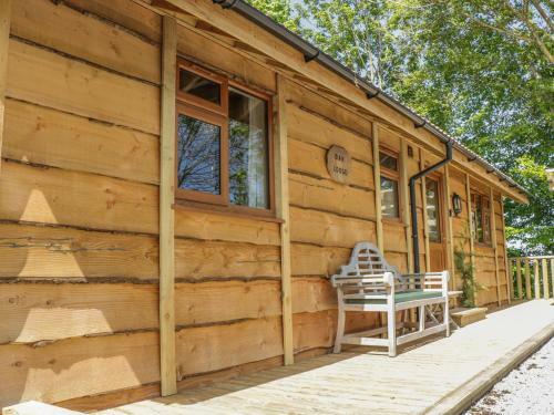 Oak Lodge