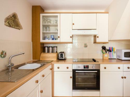 Oak Tree Cottage