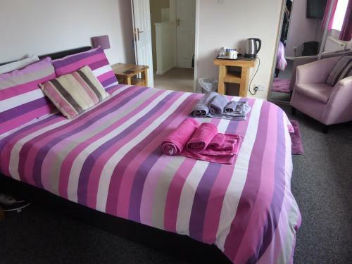 Hostal Mayfields Guest House