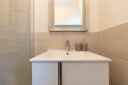 3 Bed Apartment Zone 1 Central London