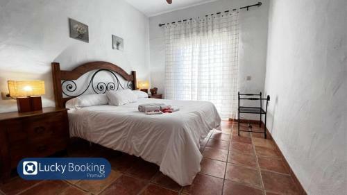 Zahara Lucky Booking