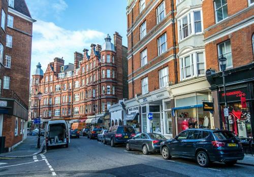 High Street Kensington Apartment