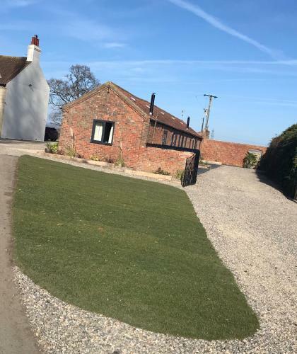 Thrush Nest Cottages - Wren & Stable