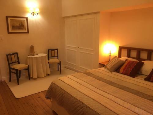 Bed & Breakfast Logis De Guitres - Chambres D'hotes