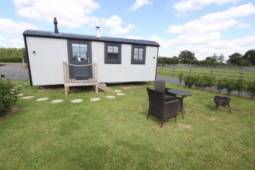 Springwood Shepherd Huts Glamping York