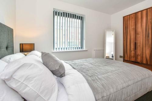 10 Icona A City Centre Apartment