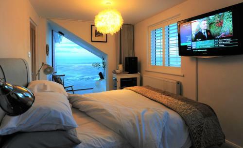 Edgecliff Boutique B&B