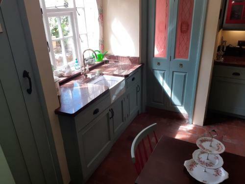 Quaint, Rustic Cottage, Bishops Lydeard