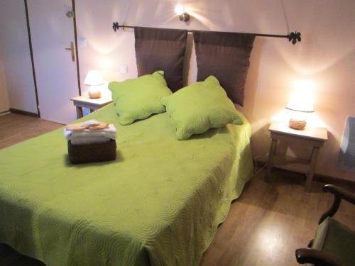 Hostal Chambres, Table D'h�tes Et Gites Les Mesanges
