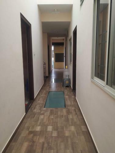 Oyo 84664 Chalukya Comforts Bk Hotel