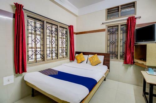 Hotel Spot On 75643 Golden Guest House