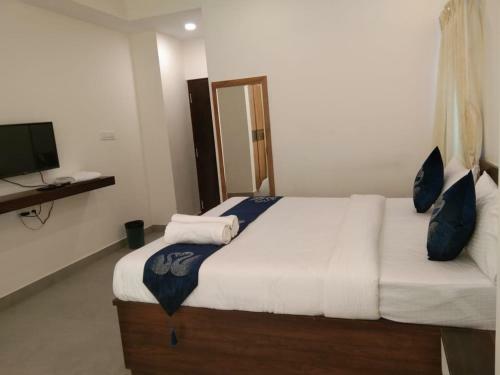 Hotel Amulya Fine Dine Residency