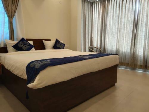 Hotel Amulya Fine Dine Residency