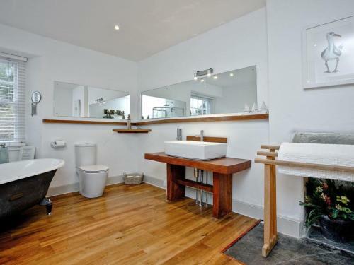 Lower Margate Bodmin