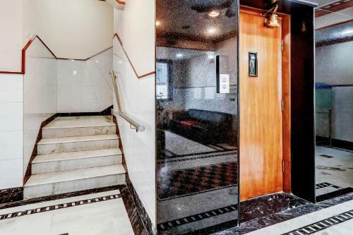 Hotel Collection O 84605 Srk Diamond Inn