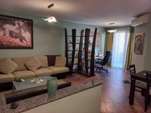 Apartamento Lovely Bright Apt In Durres Best Location