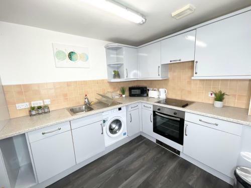 Haus Apartments 7 Single Beds & Secure Parking