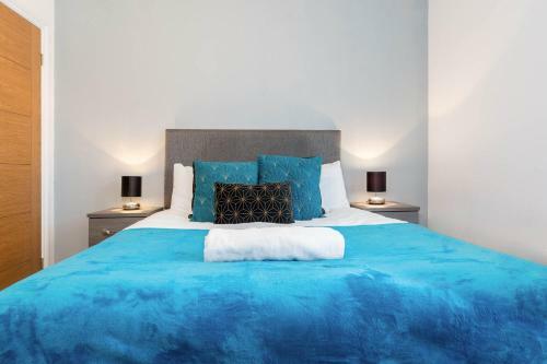 Haus Apartments Spacious 2 Bedroom & Parking