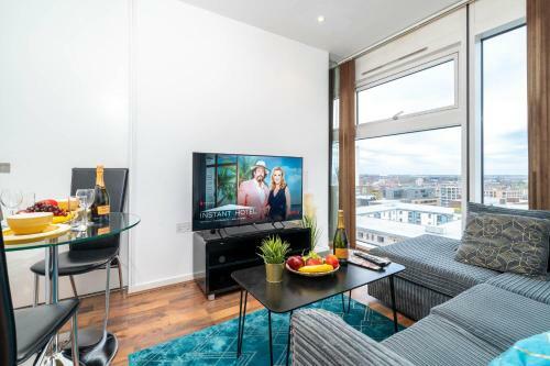 Haus Cube Apartment Top Rated, City Views, Great Location
