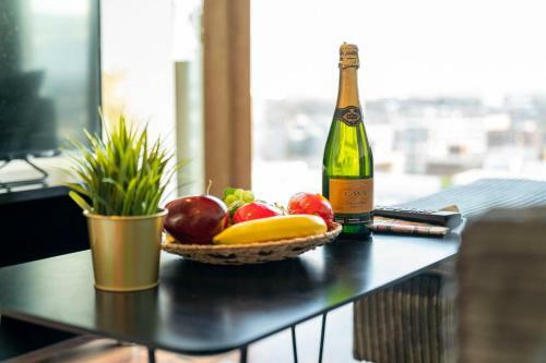 Haus Cube Apartment Top Rated, City Views, Great Location
